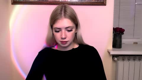 Snapshot of alicemeow_ chatting on 11.08.25 Alice online show from 11.08.25