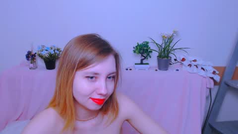 Snapshot of alicemias_ chatting on 04.08.26 Alice online show from 04.08.26