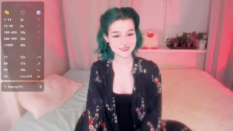 Snapshot of alicentity chatting on 03.06.25 Alice online show from 03.06.25