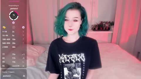 Snapshot of alicentity chatting on 03.09.25 Alice online show from 03.09.25