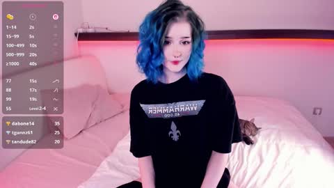 Snapshot of alicentity chatting on 09.12.25 Alice online show from 09.12.25