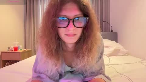 AlicePinkhead online show from 03.26.26