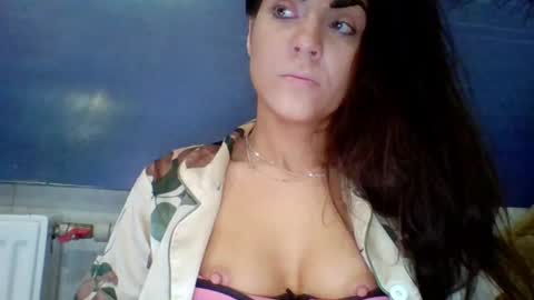 Snapshot of alicetailorrr chatting on 07.05.26 AliceTailorrr online show from 07.05.26