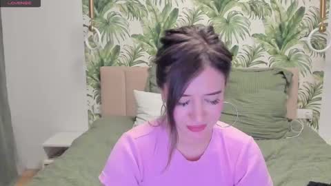 Snapshot of alicetuker chatting on 11.15.25 Alice online show from 11.15.25