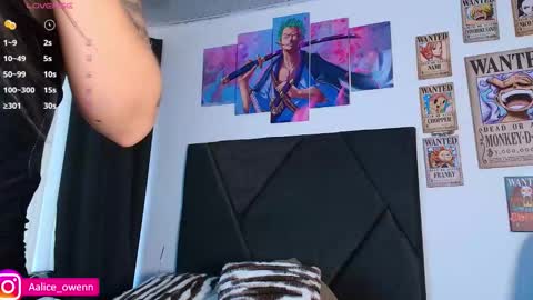 Snapshot of aliceusen chatting on 11.07.25 Alice online show from 11.07.25