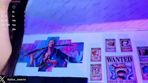 Snapshot of aliceusen chatting on 11.29.25 Alice online show from 11.29.25