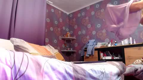 Snapshot of alicewetsquirt chatting on 01.31.25 alicewetsquirt online show from 01.31.25