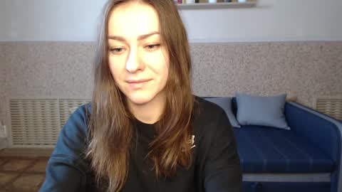 Snapshot of alicewonderful22 chatting on 12.17.24 Alice online show from 12.17.24
