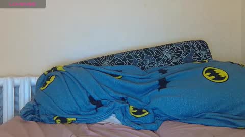 AliceWoolfy online show from 09.18.25