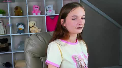 Alicia Adams online show from 01.10.26