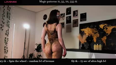 Snapshot of alicia_art_ chatting on 06.06.26 Alicia online show from 06.06.26