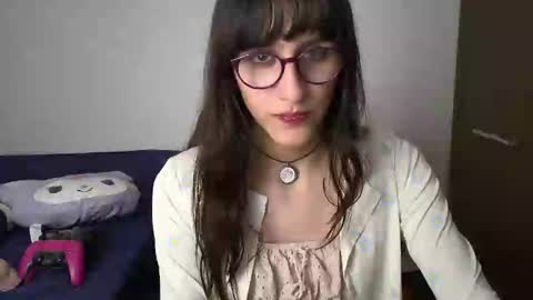 Snapshot of alicia_love29 chatting on 01.07.25 Alice online show from 01.07.25