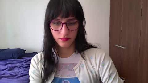 Snapshot of alicia_love29 chatting on 01.19.25 Alice online show from 01.19.25