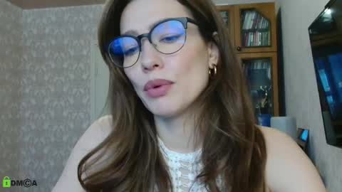 Alicia online show from 02.05.26