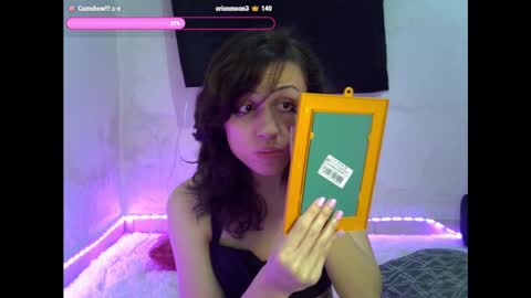 Snapshot of aliciaaxiom chatting on 01.12.25 Alicia Axiom online show from 01.12.25