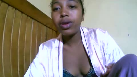 Snapshot of alicianah chatting on 09.09.25 alicianah online show from 09.09.25