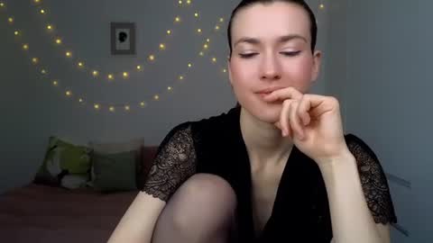 Snapshot of alicianoveli chatting on 07.05.26 alicianoveli online show from 07.05.26