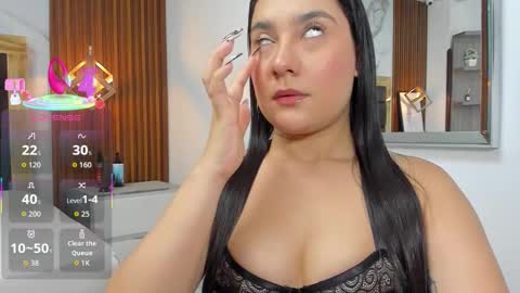 Snapshot of aliciatarly chatting on 11.07.25 ALICIA online show from 11.07.25