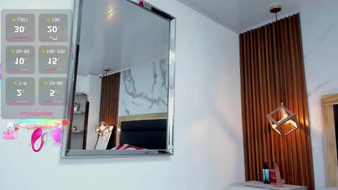 Snapshot of aliciatarly chatting on 01.08.26 ALICIA online show from 01.08.26