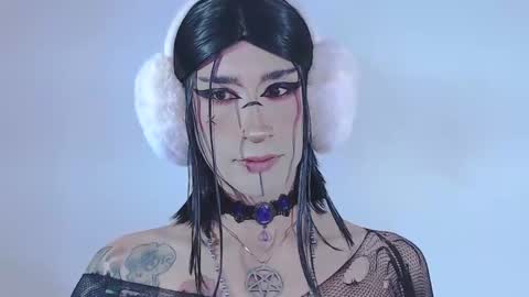     online show from 05.12.26