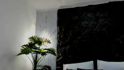 Snapshot of aliice_greco chatting on 07.29.26 Alice online show from 07.29.26