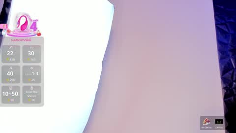 Snapshot of aliice_smithh chatting on 11.19.25 Alice online show from 11.19.25