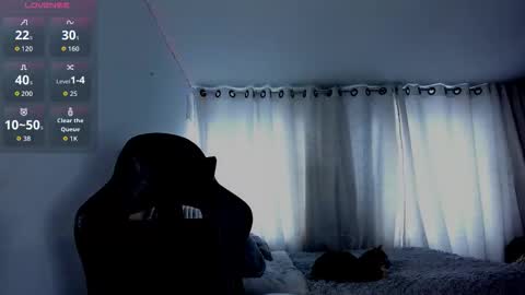 aliice_walker_ online show from 02.19.26