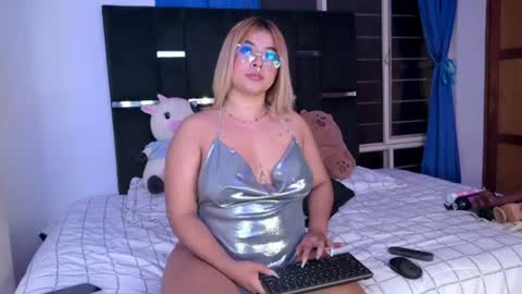 Snapshot of aliice_wonderland_ chatting on 07.03.26 Aliice Brown online show from 07.03.26