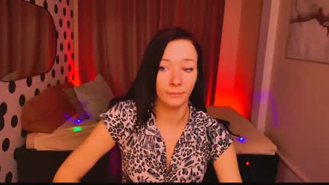 Snapshot of alina_cute_ chatting on 12.16.24 Alina online show from 12.16.24