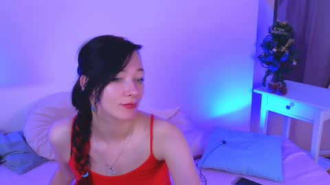 Snapshot of alina_cute_ chatting on 12.27.24 Alina online show from 12.27.24