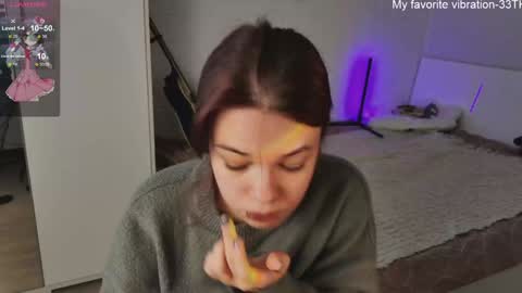 Snapshot of alinabae chatting on 01.20.25 Alina and Ben online show from 01.20.25