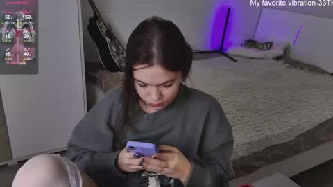 Snapshot of alinabae chatting on 01.21.25 Alina and Ben online show from 01.21.25