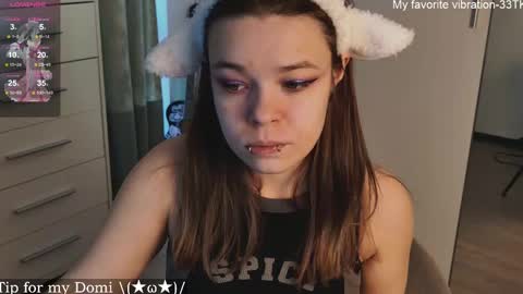 Snapshot of alinabae chatting on 02.24.25 Alina and Ben online show from 02.24.25