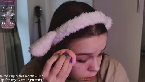 Snapshot of alinabae chatting on 03.06.25 Alina and Ben online show from 03.06.25