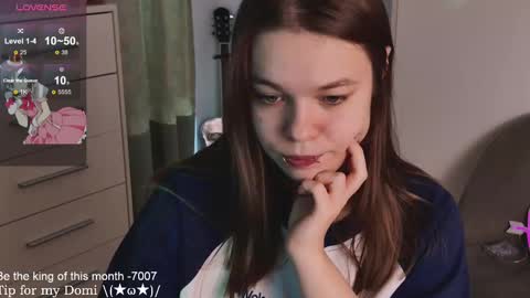 Snapshot of alinabae chatting on 03.07.25 Alina and Ben online show from 03.07.25