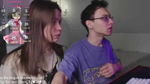 Snapshot of alinabae chatting on 03.12.25 Alina and Ben online show from 03.12.25