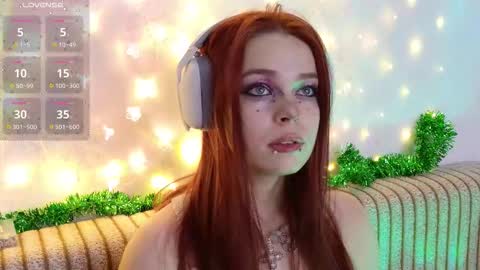 Snapshot of alinabae chatting on 12.15.25 Alina and Ben online show from 12.15.25