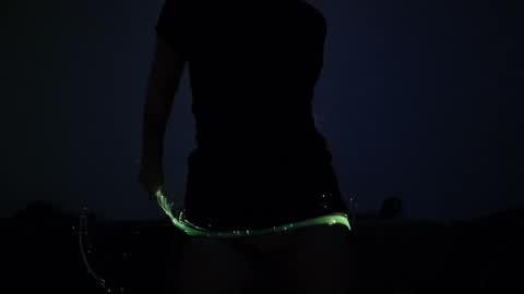 Snapshot of alinabae chatting on 12.16.25 Alina and Ben online show from 12.16.25