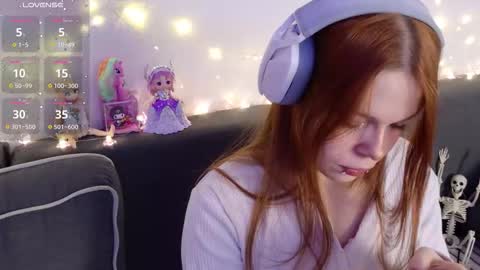 Snapshot of alinabae chatting on 01.12.26 Alina and Ben online show from 01.12.26