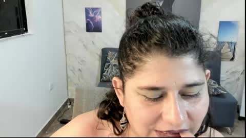alinabozz1 online show from 06.11.26