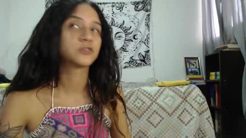 Snapshot of alinawoolf_ chatting on 12.27.24  Ali  online show from 12.27.24