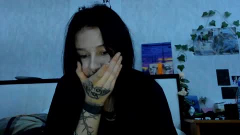 Snapshot of alinegreeeen chatting on 12.07.24 Aline Greeeen online show from 12.07.24