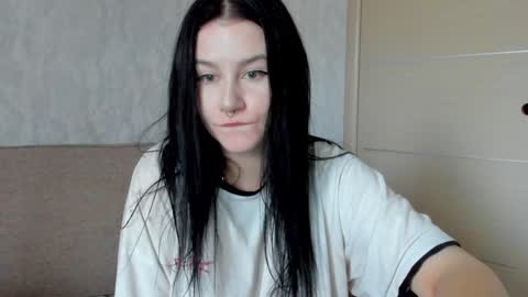 Snapshot of alinegreeeen chatting on 12.11.24 Aline Greeeen online show from 12.11.24