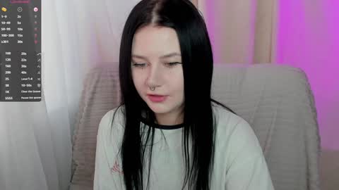 Snapshot of alinegreeeen chatting on 02.02.25 Aline Greeeen online show from 02.02.25