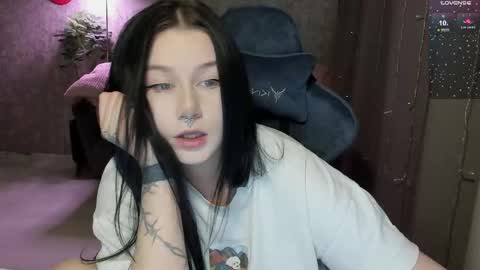 Snapshot of alinegreeeen chatting on 02.26.26 Aline Greeeen online show from 02.26.26