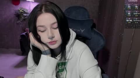 Snapshot of alinegreeeen chatting on 03.01.26 Aline Greeeen online show from 03.01.26