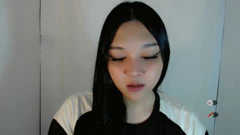 Snapshot of alisa_kiss_ chatting on 04.15.26 Shanti xhey online show from 04.15.26