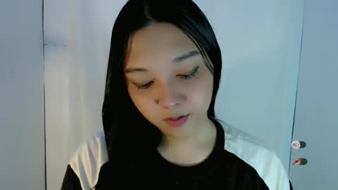 Snapshot of alisa_kiss_ chatting on 04.19.26 Shanti xhey online show from 04.19.26