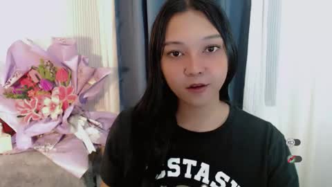 Snapshot of alisa_kiss_ chatting on 04.21.26 Shanti xhey online show from 04.21.26