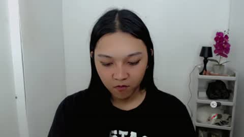 Snapshot of alisa_kiss_ chatting on 04.21.26 Shanti xhey online show from 04.21.26